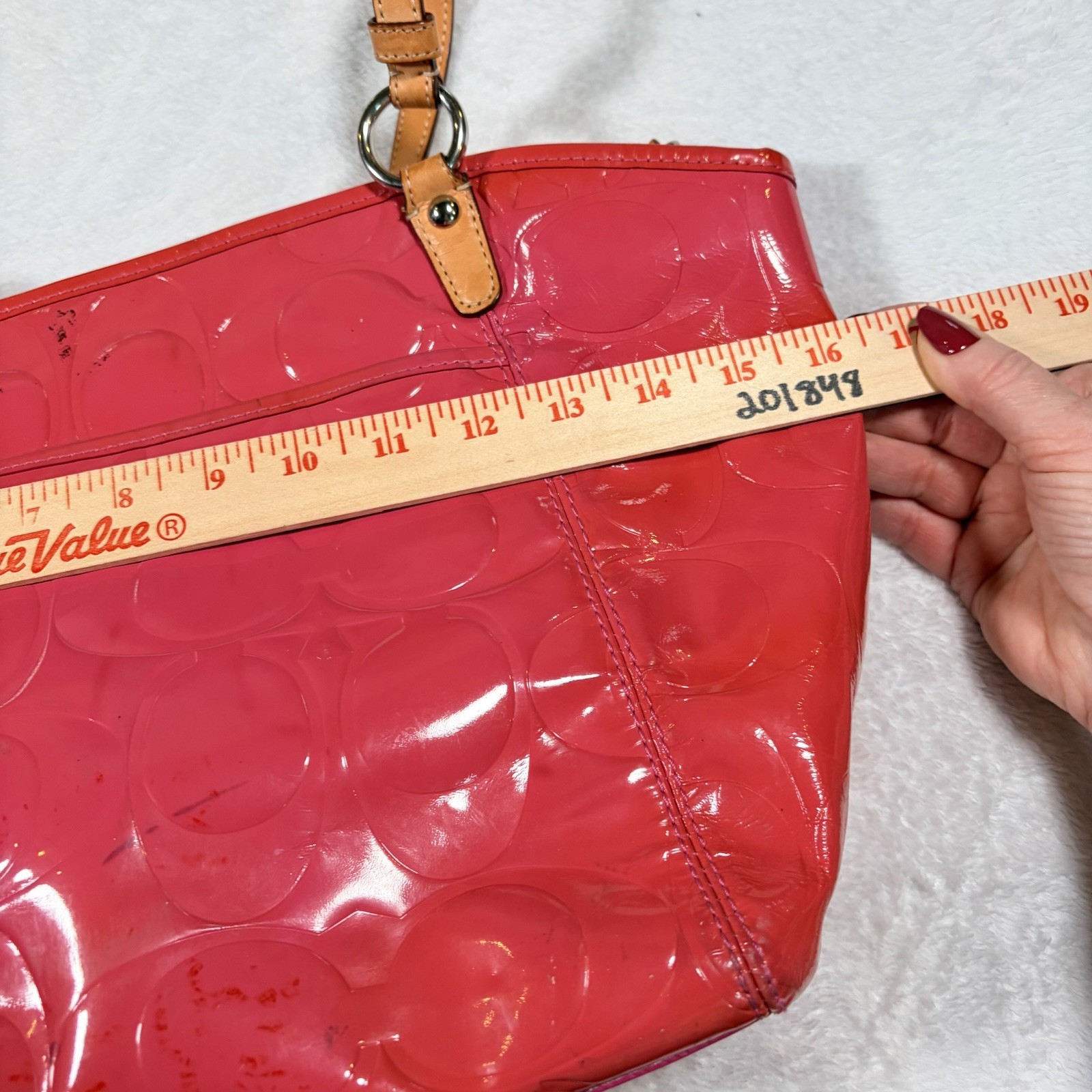 COACH LEAH SIGNATURE C EMBOSSED PATENT LEATHER Y2K TOTE HANDBAG F14663 Retro