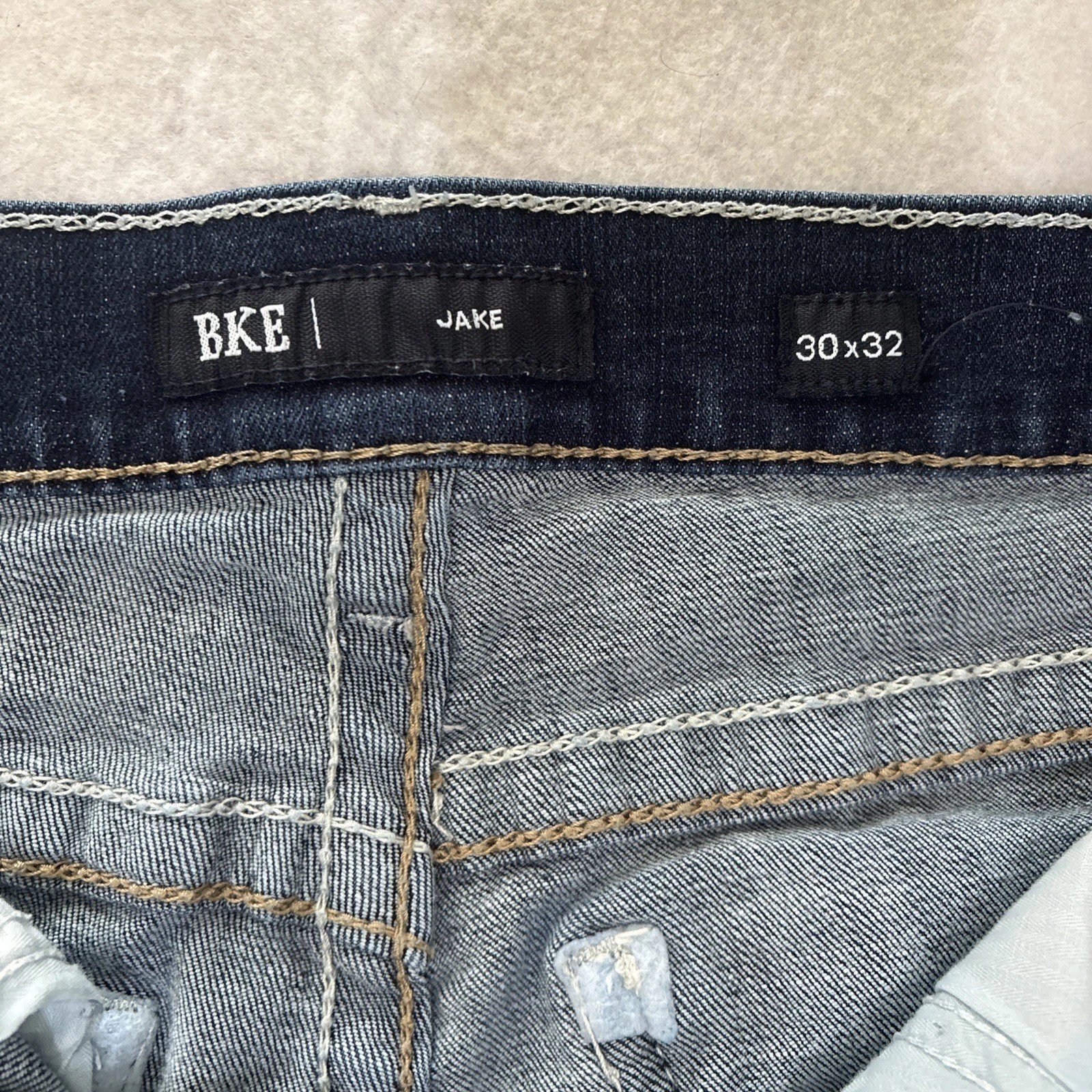 BKE Buckle Jake Jeans Men’s Size 30×32 Distressed Straight Leg Stretch Dark Wash