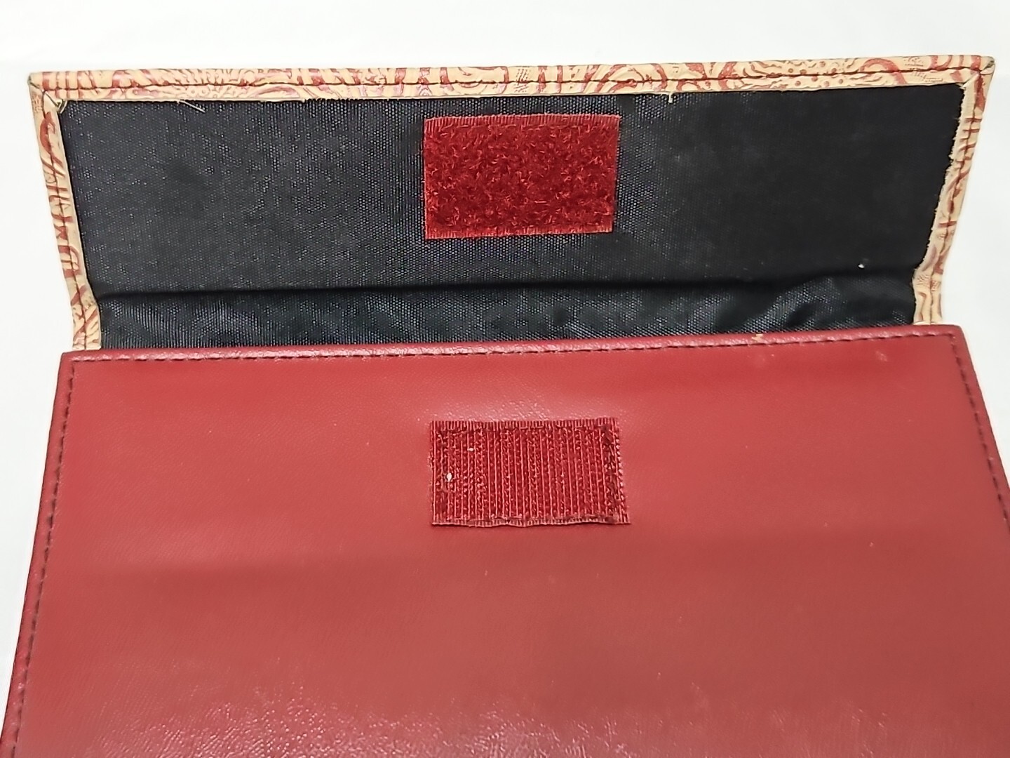Day Runner Organizer Checkbook Wallet Burgundy Faux Tooled Leather Clutch GUC