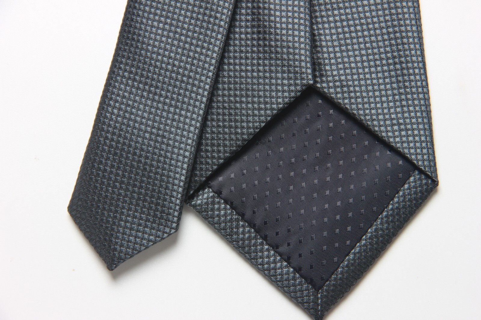 New Classic Checks Plaids Gray JACQUARD WOVEN 100% Silk Men’s Necktie Tie
