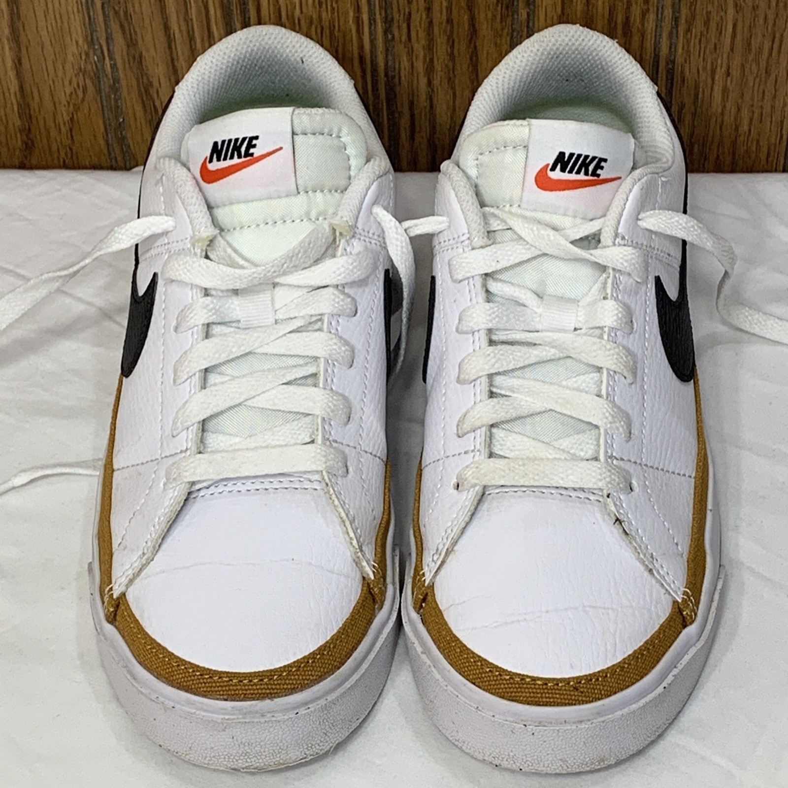 Nike Court Shoes Sneakers Size 7 Next Nature DH3161-100 White Desert Ochre