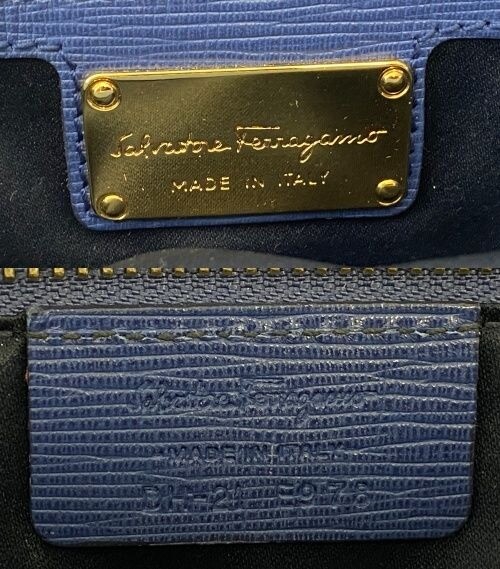 SALVATORE FERRAGAMO Bue Iris Fiamma Shoulder Bag Padlock Tote Leather Satchel