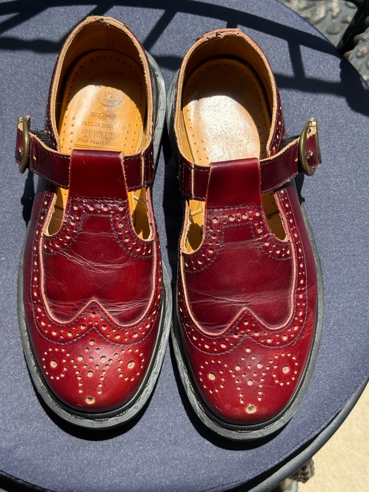 doc martens womens sz. 7 vintage mary jane shoes