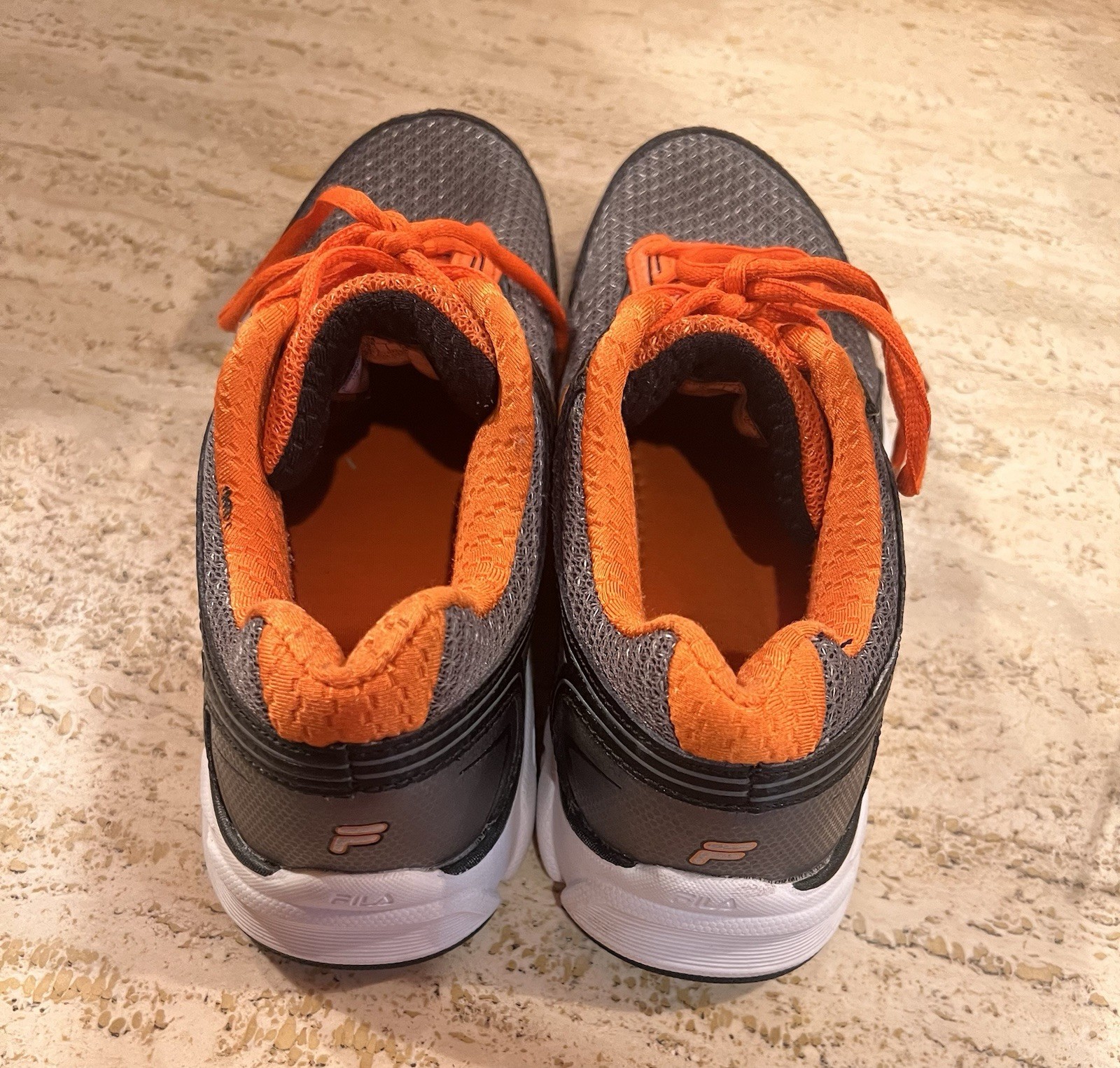 FILA Boys Low Top Athletic Sneakers Gray/Orange/Black Lace Up US 7 EU 39.5