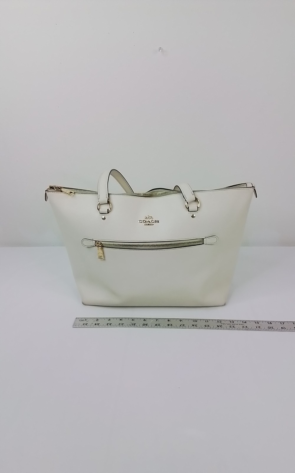 Coach Gallery Leather Tote Purse Gold/Chalk F79608 #J3032