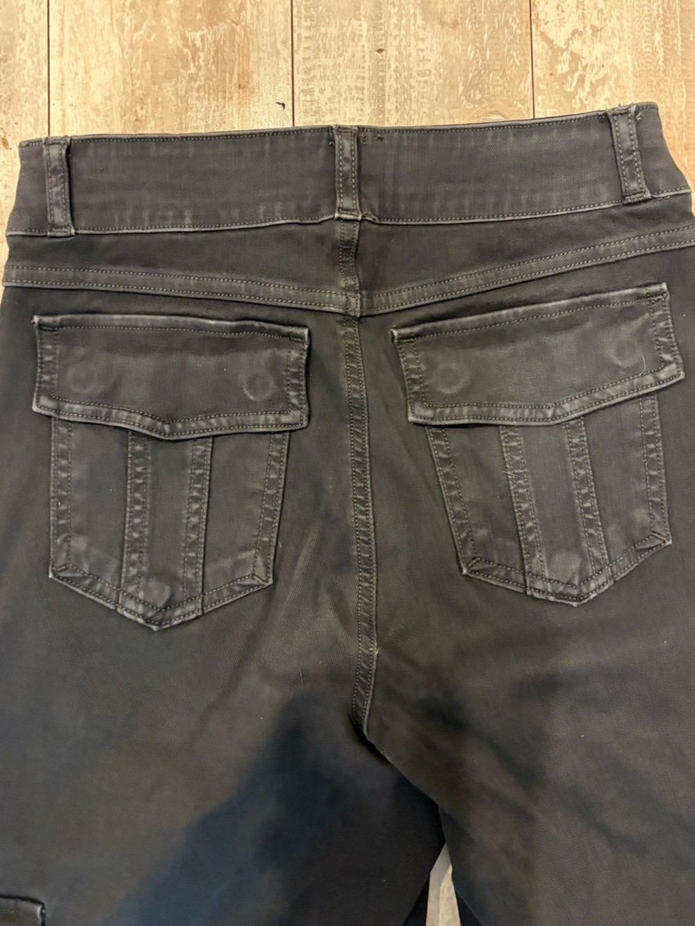 Spanx Sz M Washed Black Stretch Twill Ankle Cargo Pants Cotton Blend