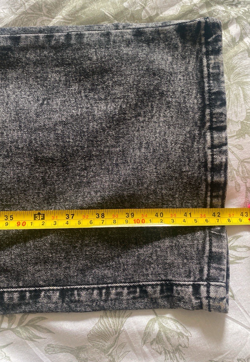 Windsor Women’s Black Acid Wash Wide-Leg Cargo Jeans Size S Stretch