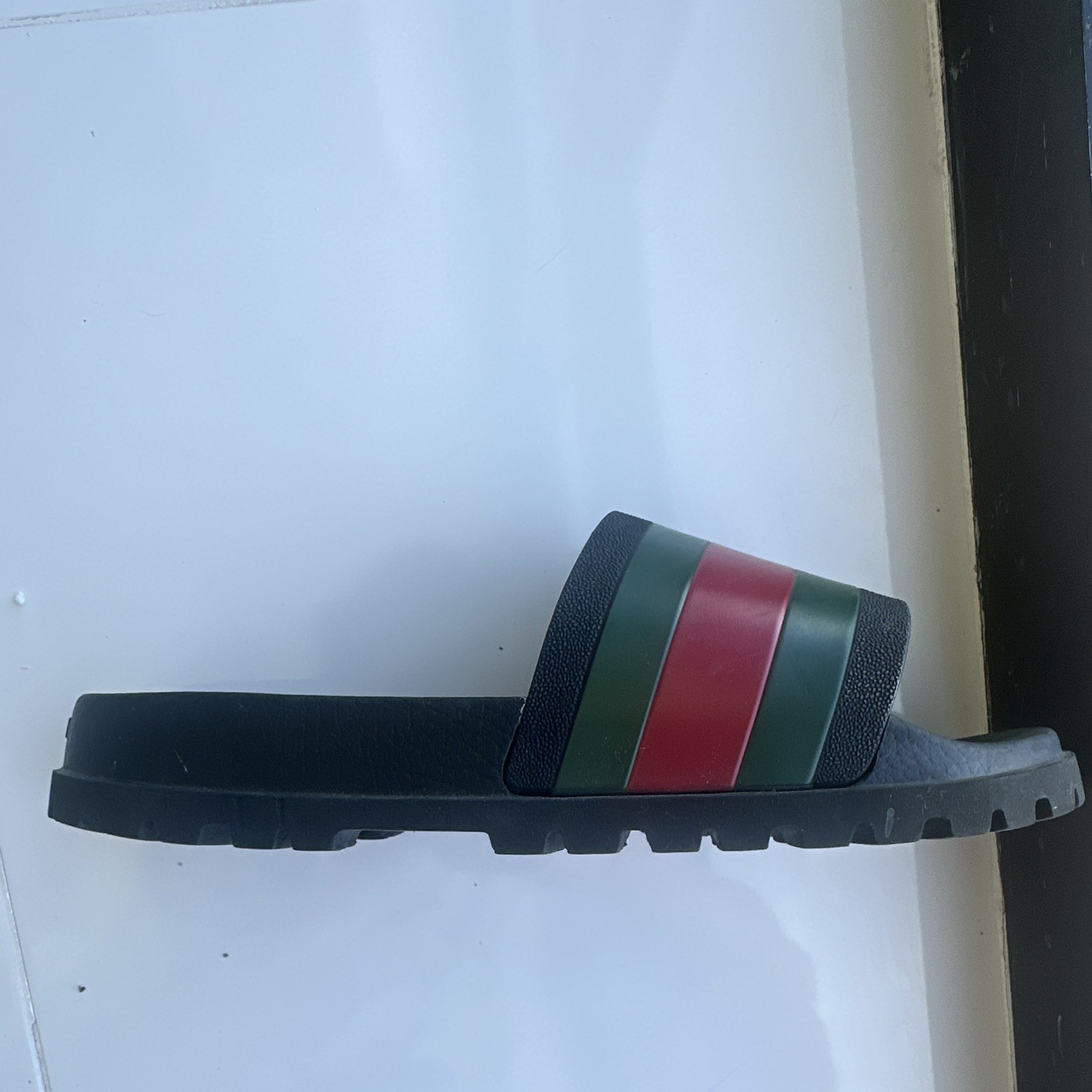 Gucci Men’s Black Slide Sandals Red & Green Web Stripe Logo Slip-On