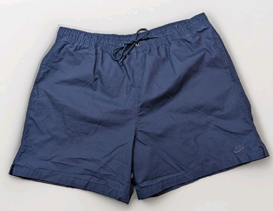 NWT NIKE Club Flow Shorts HJ1946 Navy Men Size XL Standard Fit Above Knee Length