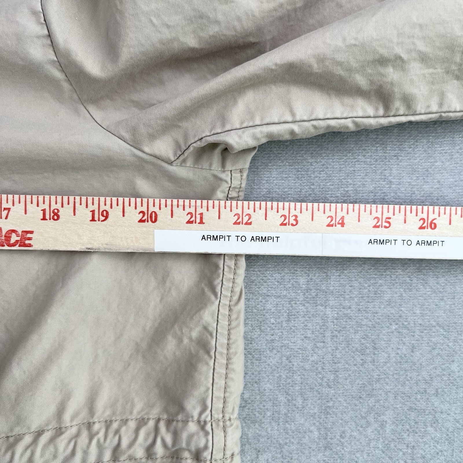 Uniqlo Utility Parka Jacket Womens Medium Beige Drawstring Waist Hooded Fishtail