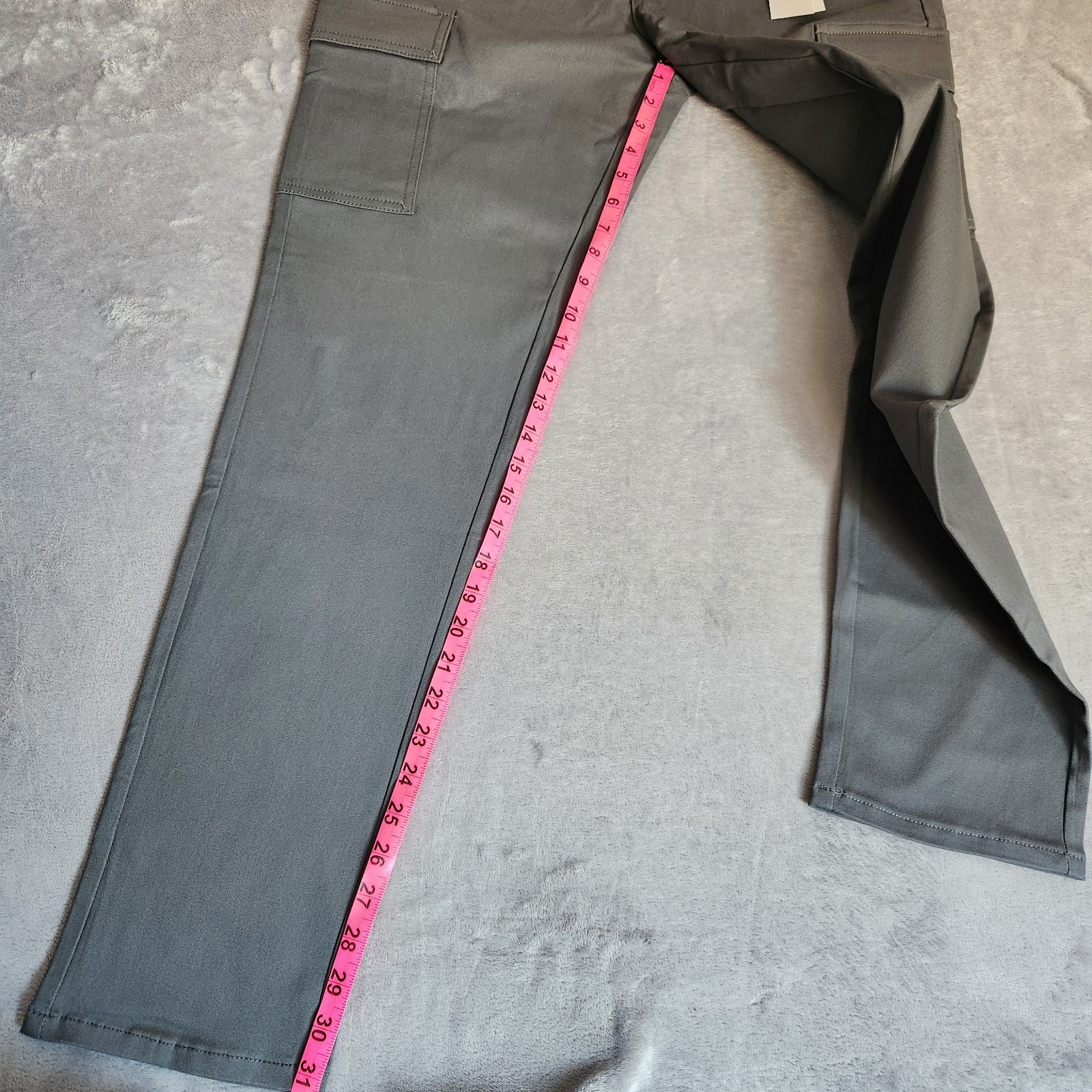 New DKNY Men’s Stanton Slim Fit Ultimate Stretch Cargo Pants Gray NWT 32×32 32