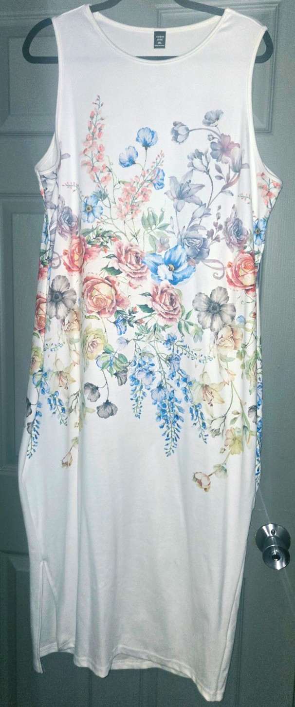 SHEIN CURVE Plus White Floral Sleeveless Dress & Long Robe Set