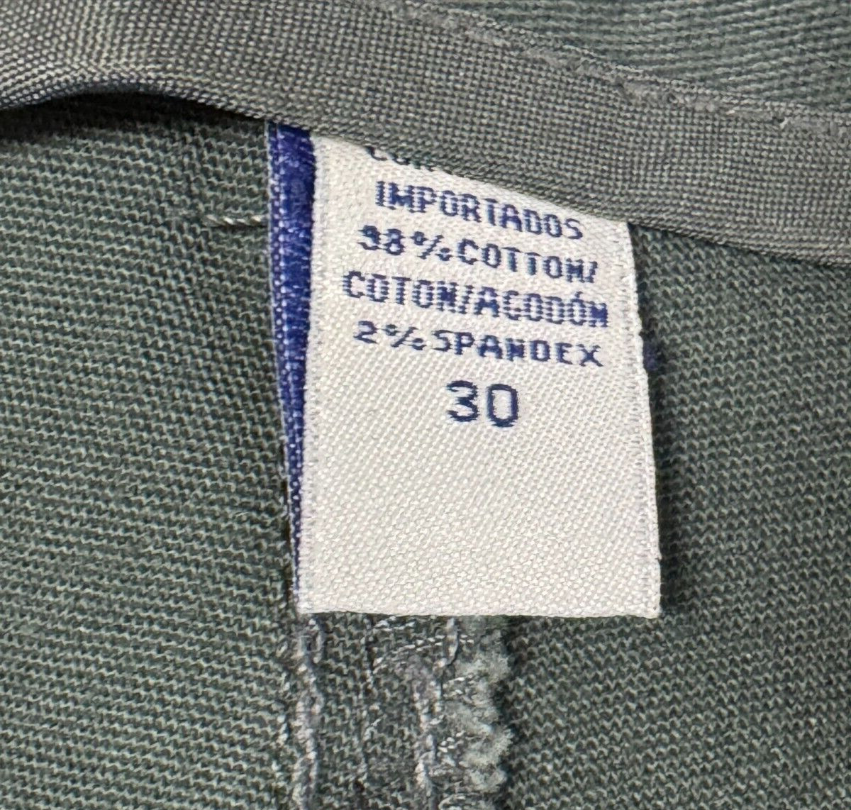 IZOD Saltwater Shorts, 9.5″ Inseam, Men’s Flat Front Casual Comfort Stretch