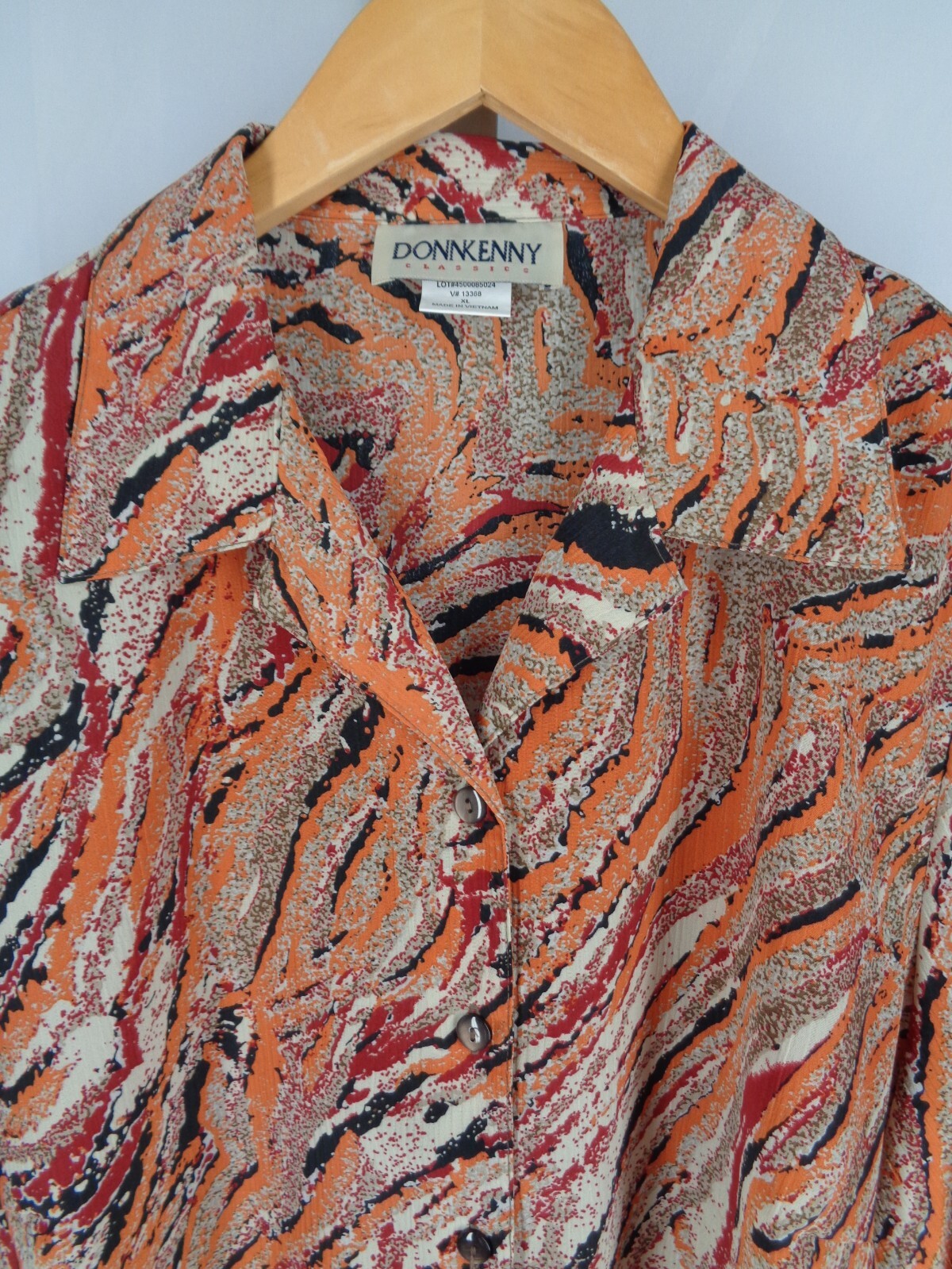 Donnkenny Classics Button Shirt Top Size XL Women Vintage Shoulder Pads New