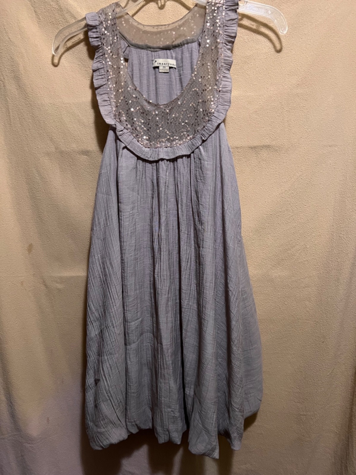 Twentyone sequined above the knee pullover shift dress, size medium