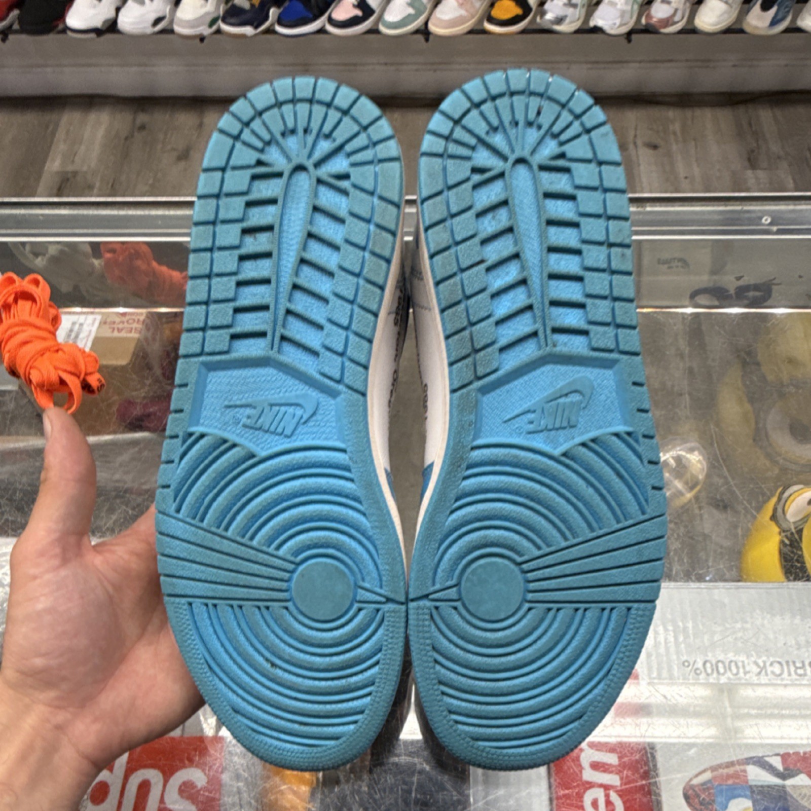 Off-White x Air Jordan 1 High Top UNC – 9.5 no box