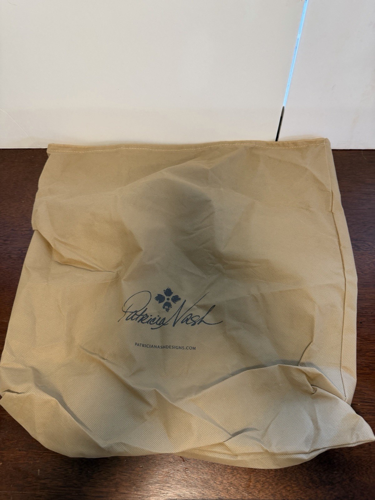 patricia nash dust bag Only X-Large 18 Inch By 18 Inch Tan