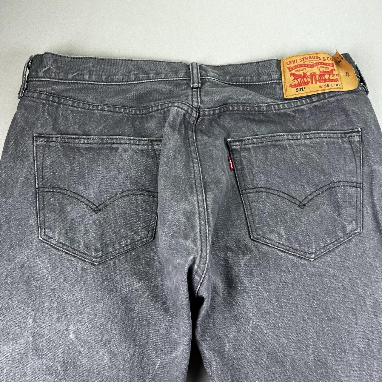 Levis 501 Jeans Mens 36×30 Gray Denim Original Straight Button Fly Charcoal Wash