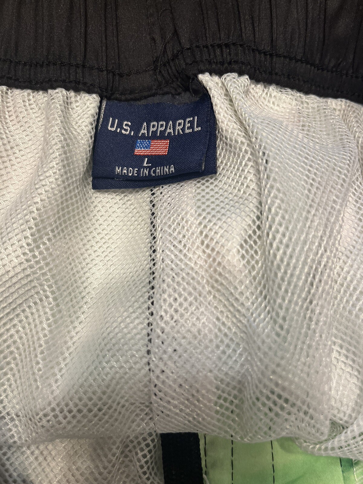 U.S. Apparel Swim Trunk Men’s Large Multicolor NWT Drawstring Lightweight 36″