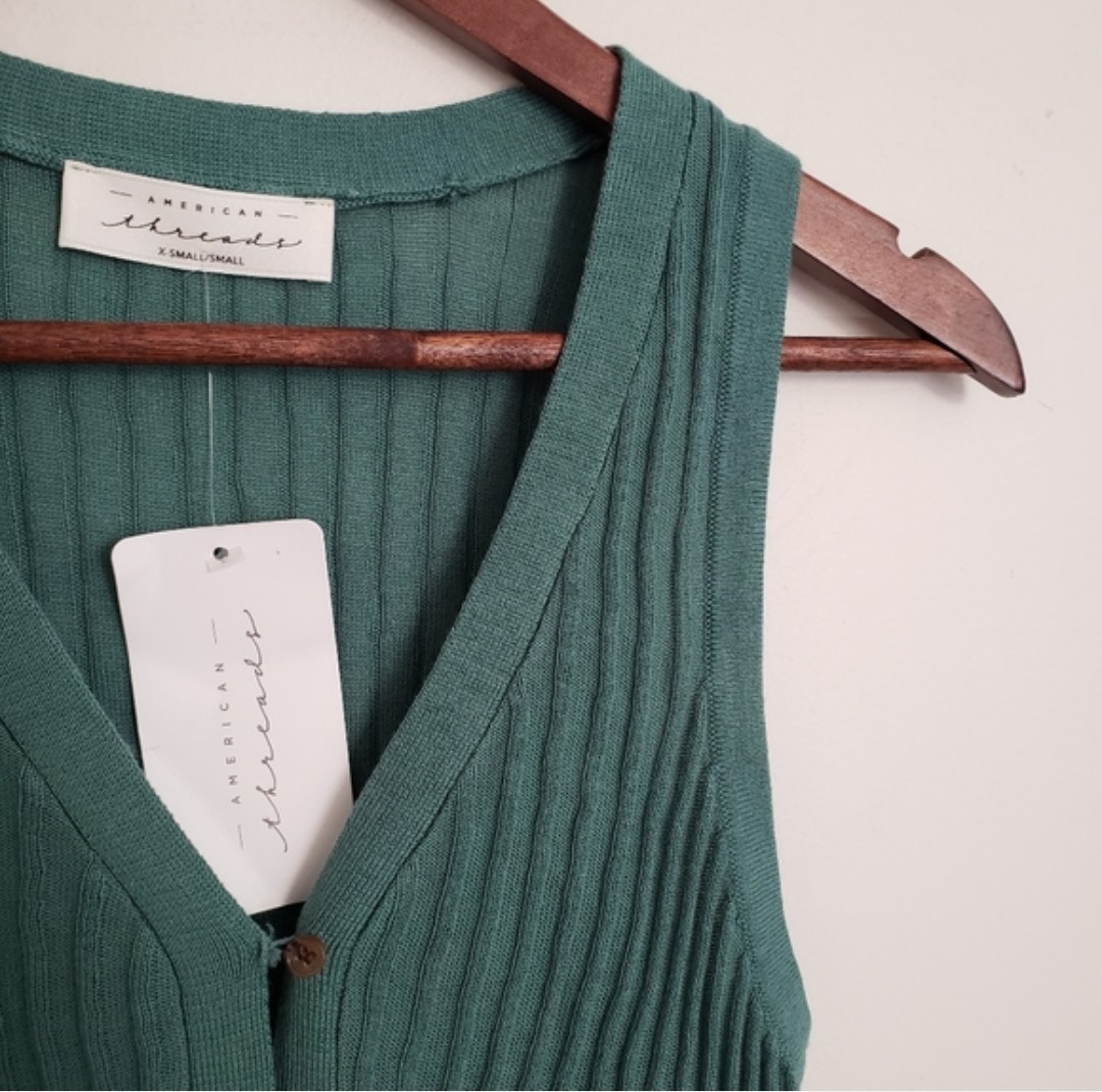 American Threads Teal Ribbed, Knitted Button-Front Crop Top Size XS/S