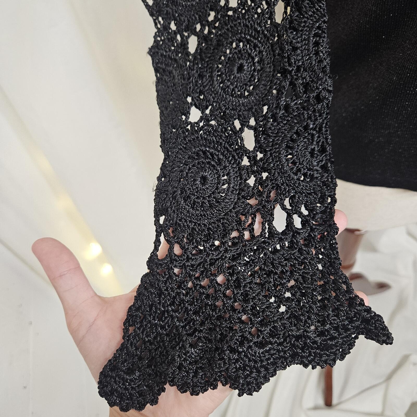 90s Vintage Joseph A black crotchet sleeve top size m