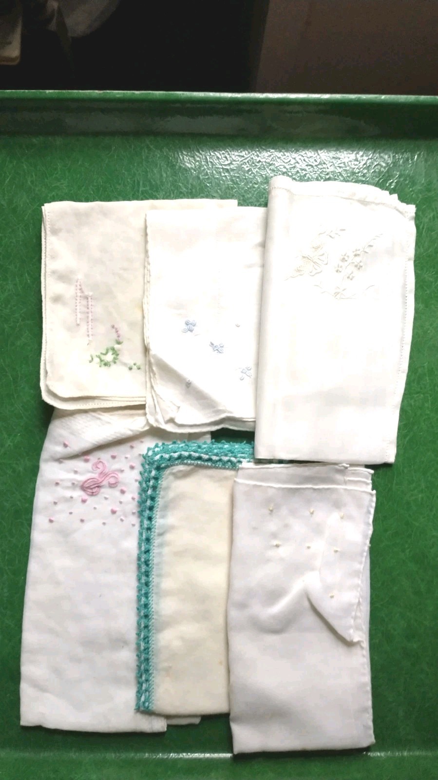 12 Vtg Handkerchiefs in VTG Bunte Chocolates Box~ Embroidery Tatted Crochet