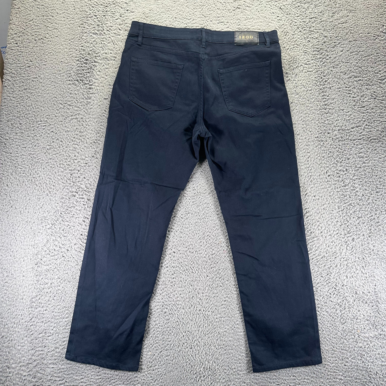 Izod Jeans Mens 36×30 Blue Cotton Denim Straight Leg Workwear Travel Stretch