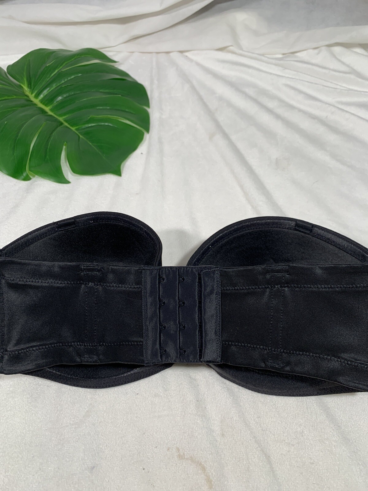NEW $76 Wacoal Red Carpet Convertible Strapless Bra in Black {SZ 32DD US ] #L613