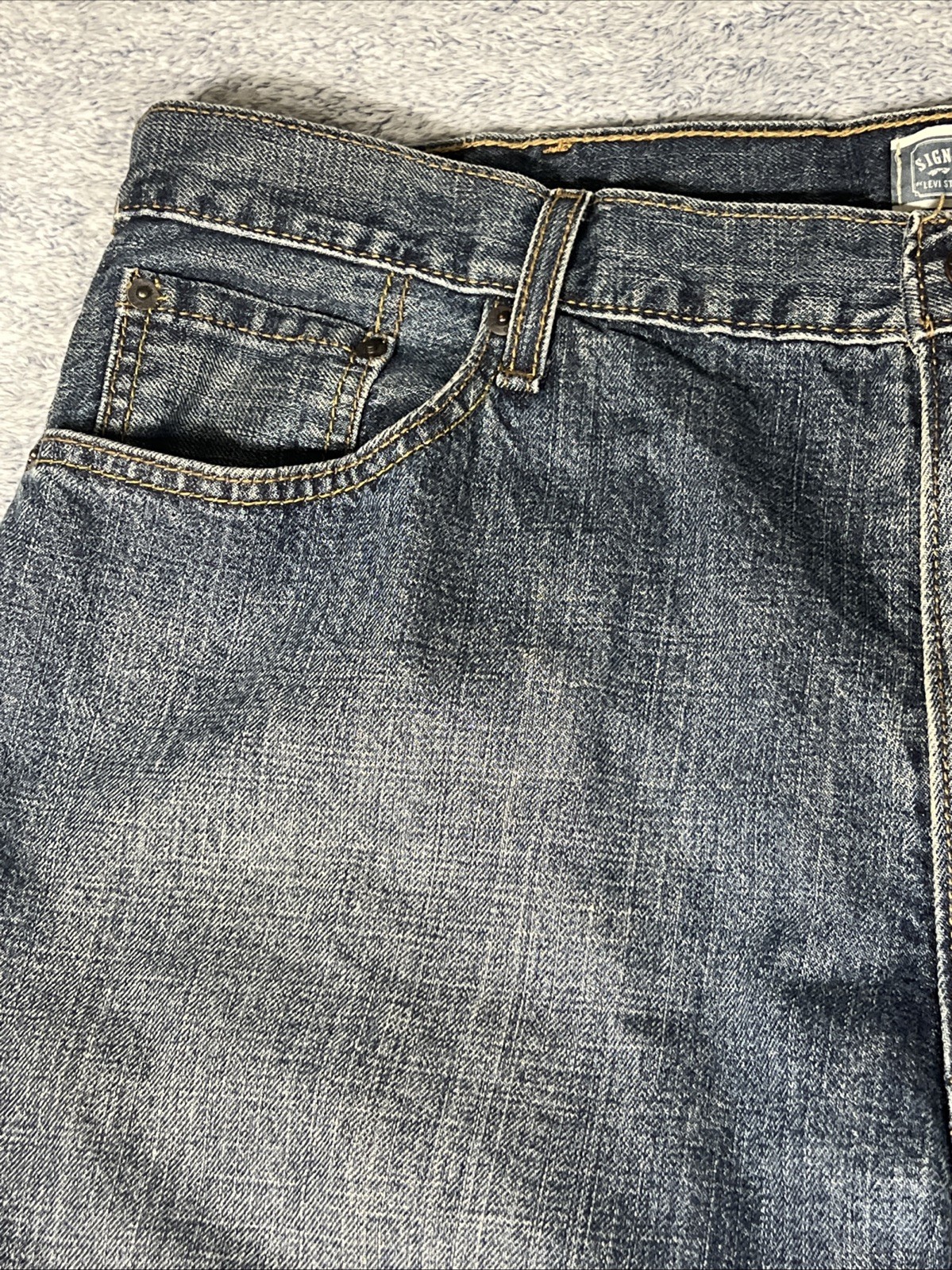 Signature Levi Strauss Jeans Mens 44×30 Relaxed Straight Leg Blue 100% Cotton