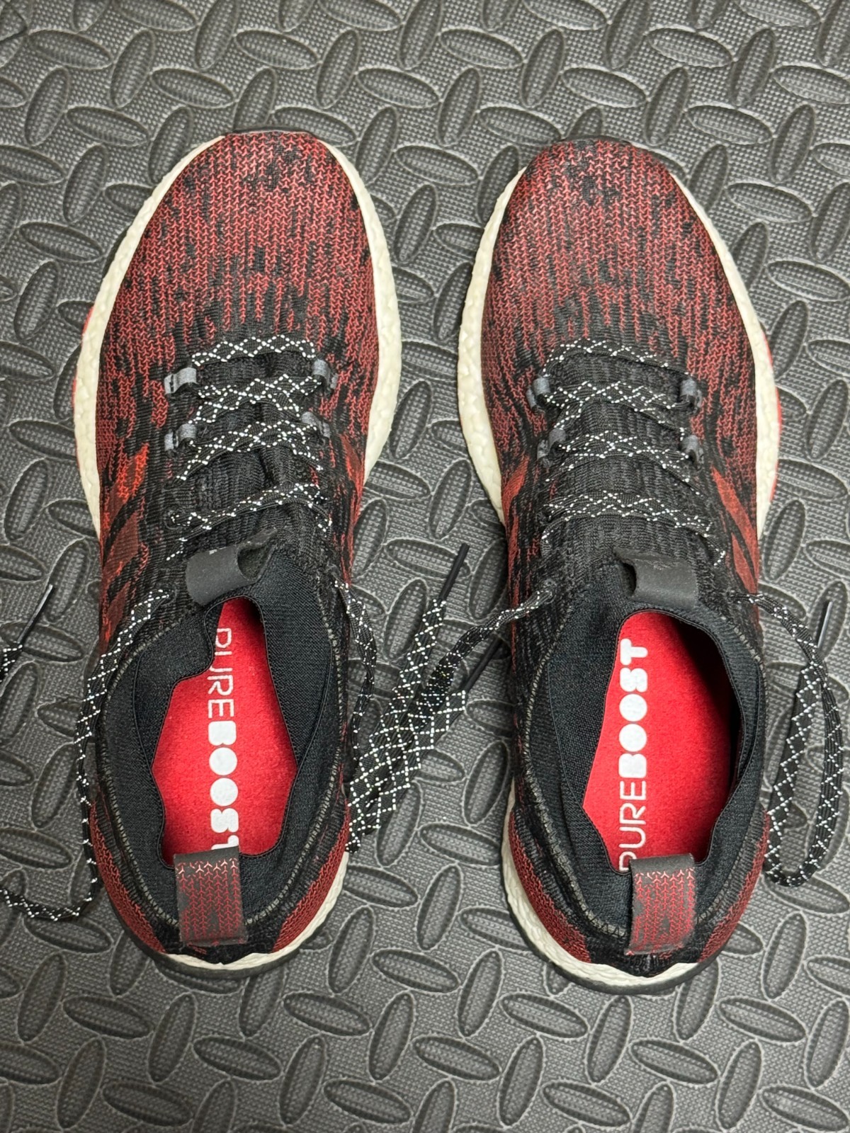 Adidas PureBoost RBL Black Scarlet Size 11 Running Shoes – FREE SHIPPING