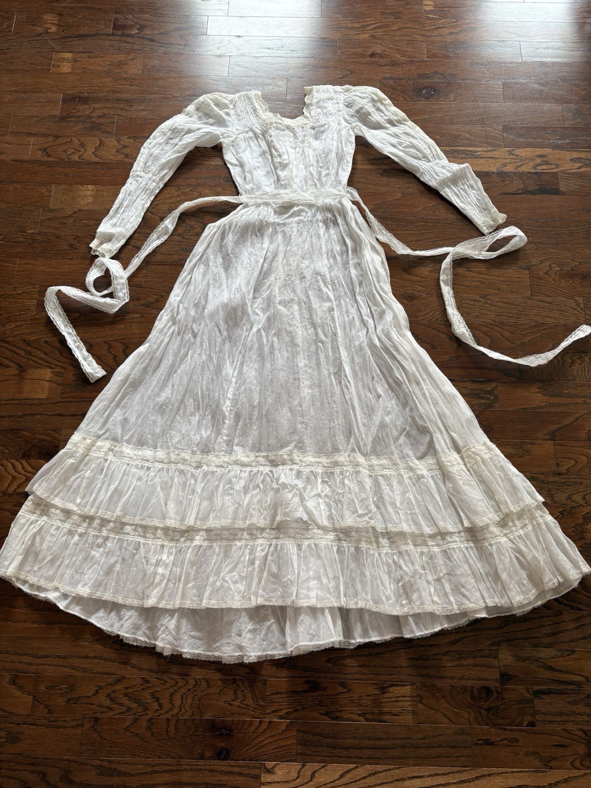 Antique Edwardian White Lawn Dress Tea Gown Tiered Altered Cuffs Size S 1910s