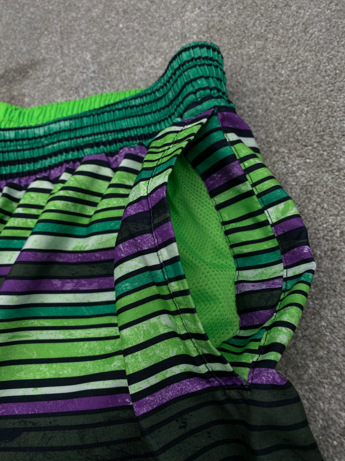 Nike Mens Volley Core Swim Shorts NESSB465-364 2XL Green Black Striped 6570