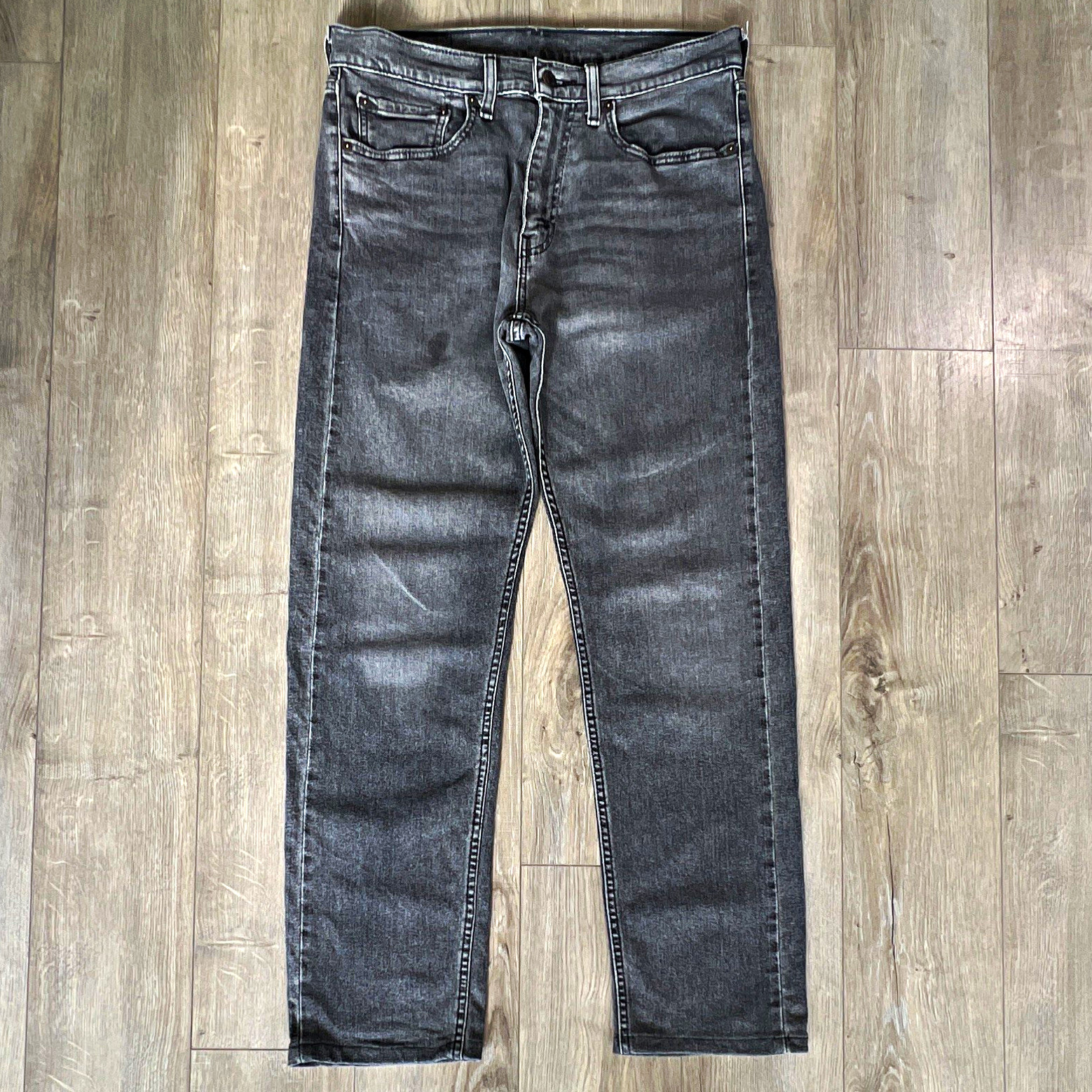 Levi’s 505 jeans: Regular Fit Straight Leg – 32×32 (32×29) Black wash