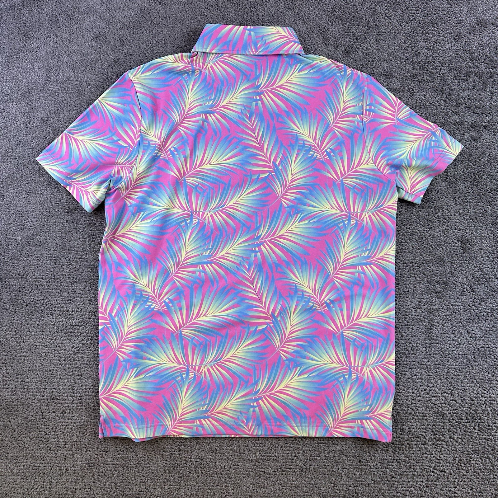Sunday Swagger Maldives Men’s Medium Polo Shirt Short Sleeve Performance Floral