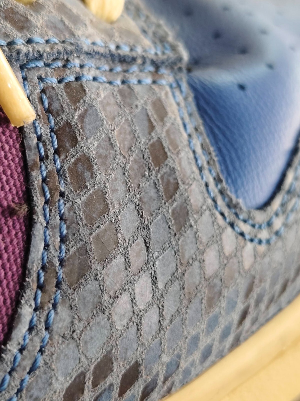 UNDEFEATED’s “Dunk vs. AF-1” Collection Grows With This Snakeskin- Dunk Low