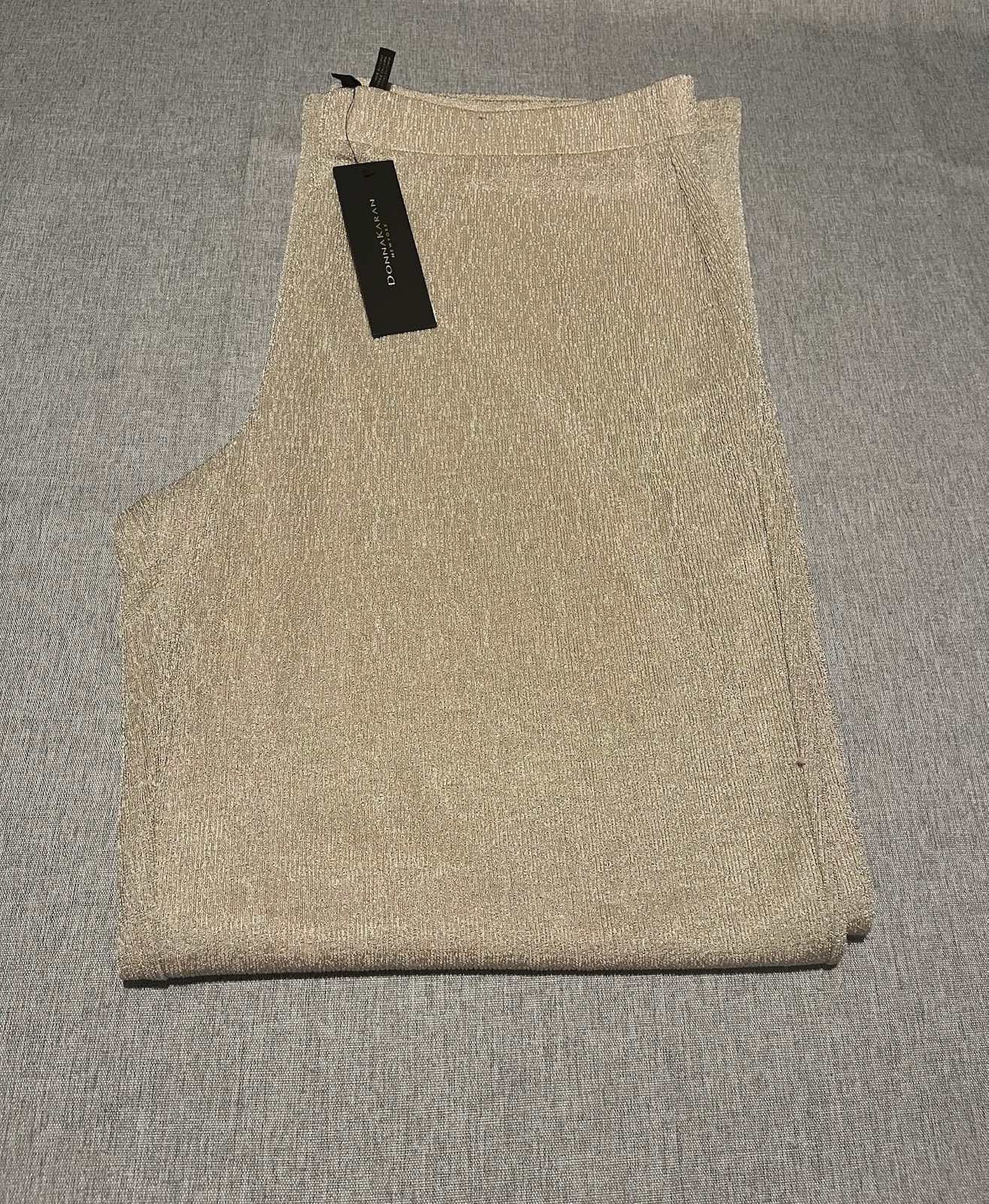 New, Donna Karan Pants With A Mild Shimmer, Lined For Smooth Comfort, Size Lg