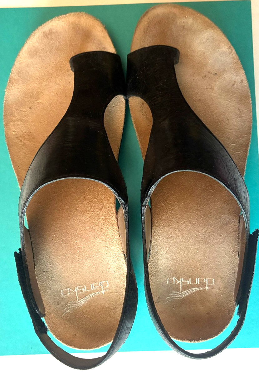 DANSKO Reece Black Sandals Women’s Black Leather – EU 37 (US 6.5-7) Thong