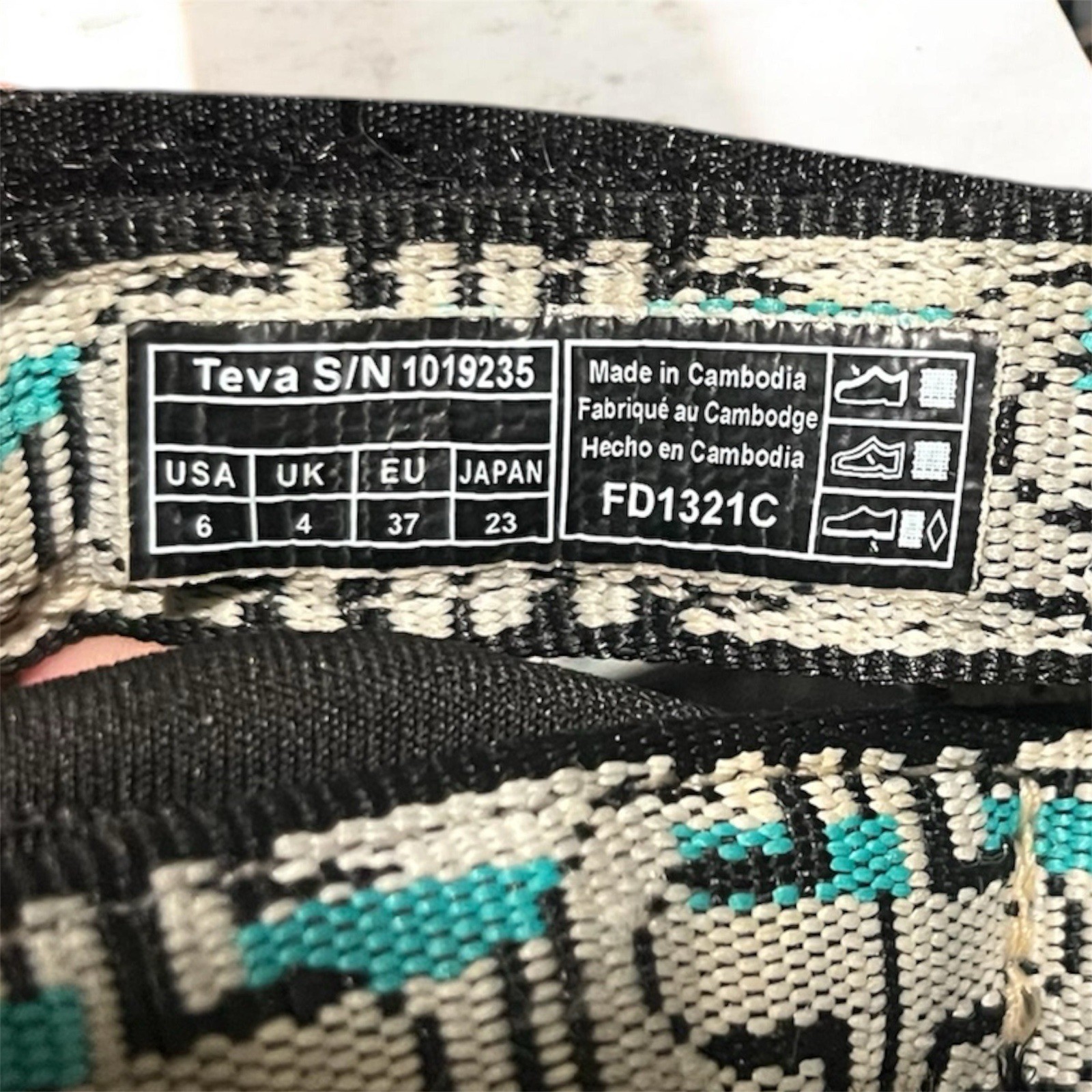 Teva Hurricane XLT2 Womens Size 6 Sandals Nouveau Glacier Grey Hiking 1019235