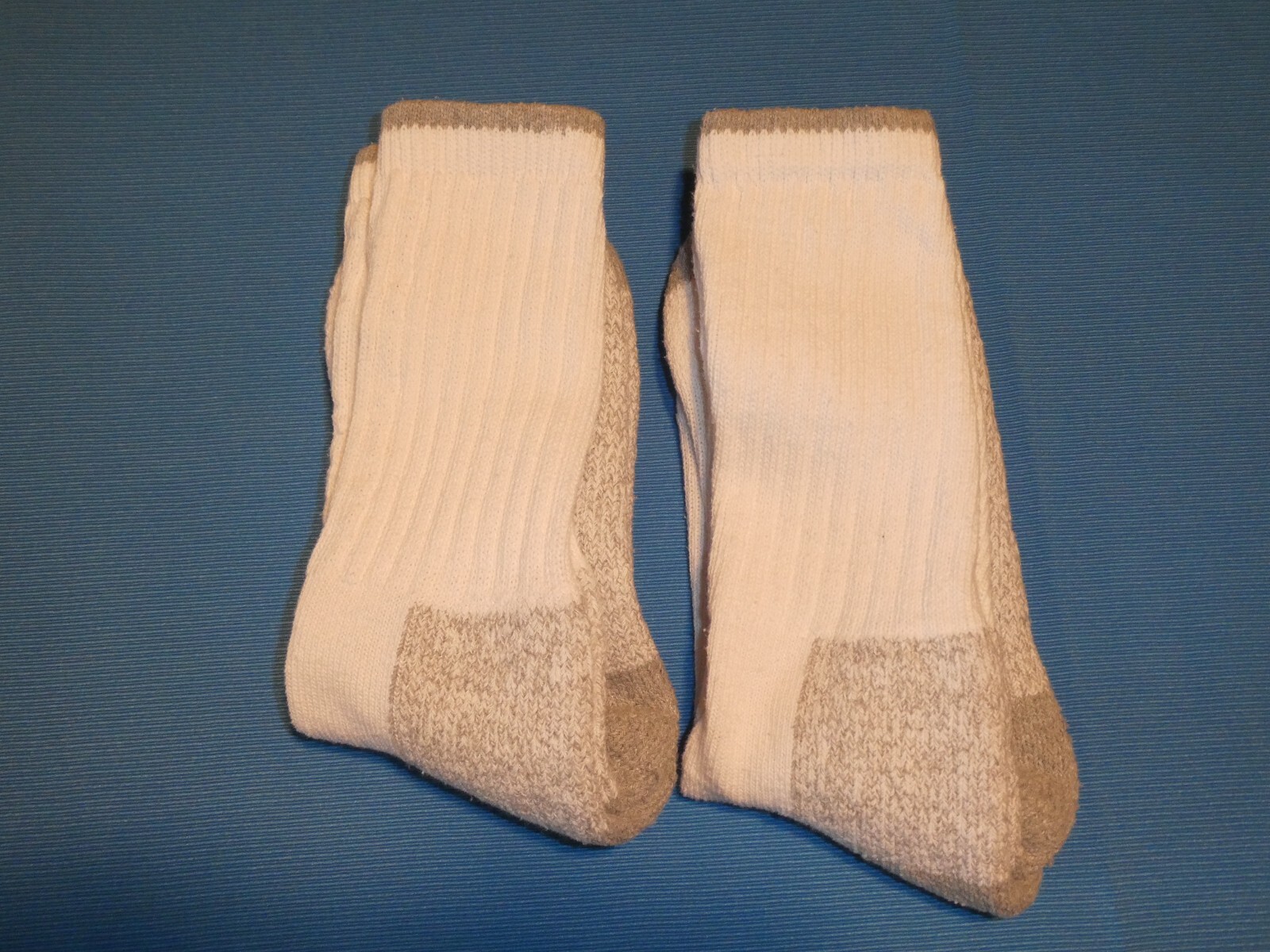 2 PAIR MENS HEAVY DUTY STEEL TOE WORK BOOT WHITE CREW SOCKS /CUSION SOLES SIZE L
