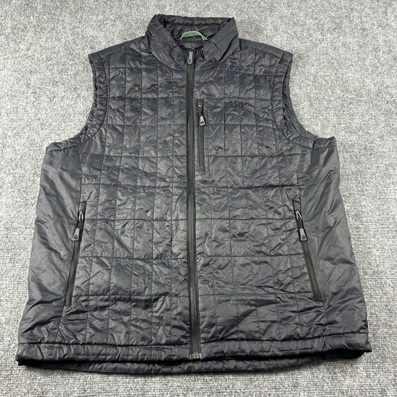 Stio Azura Insulated Vest Mens XL Black Primaloft Quilted Puffer Gilet Outdoor