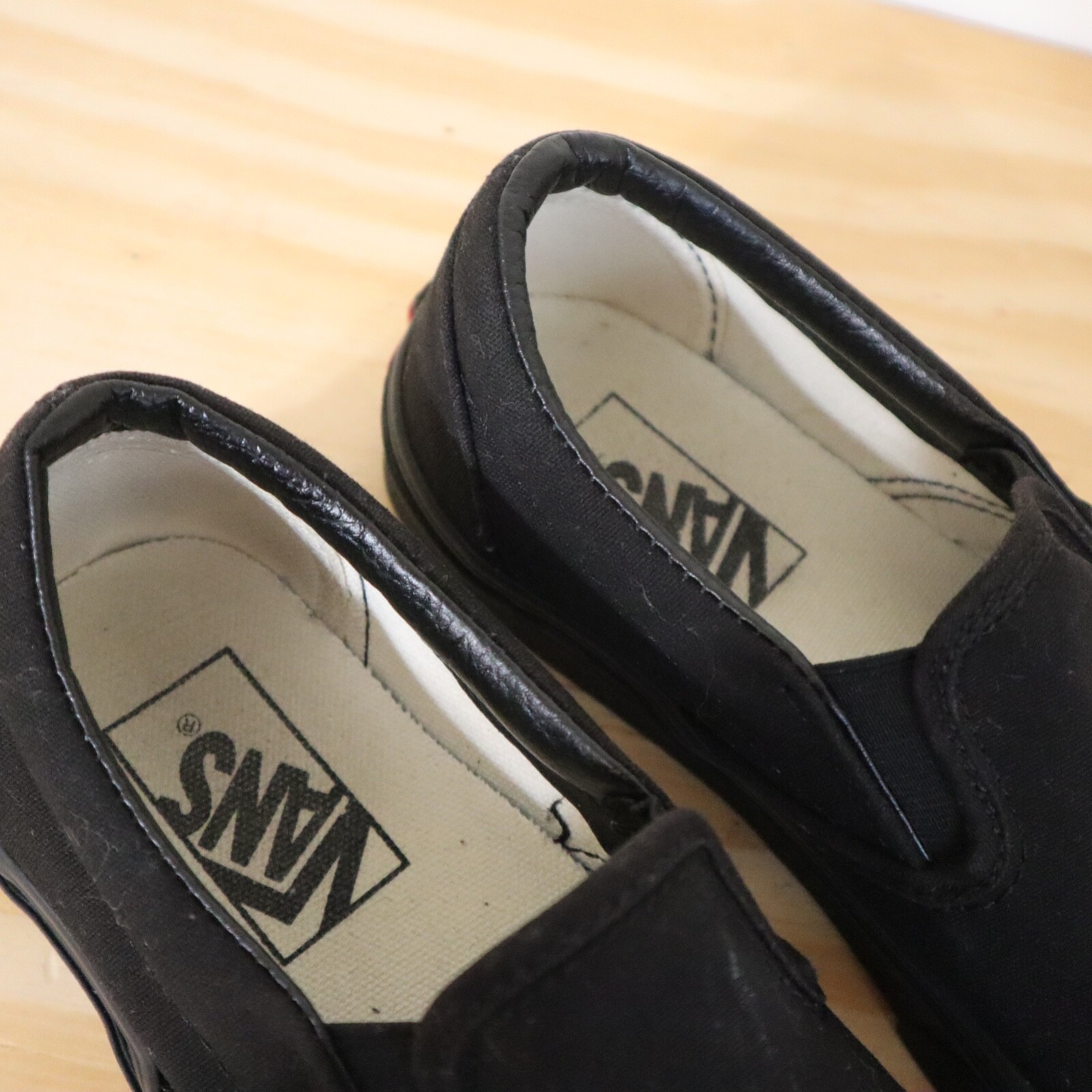 Vans Black on Black Sneakers Low Tops Size Women’s 6.5 Men 5