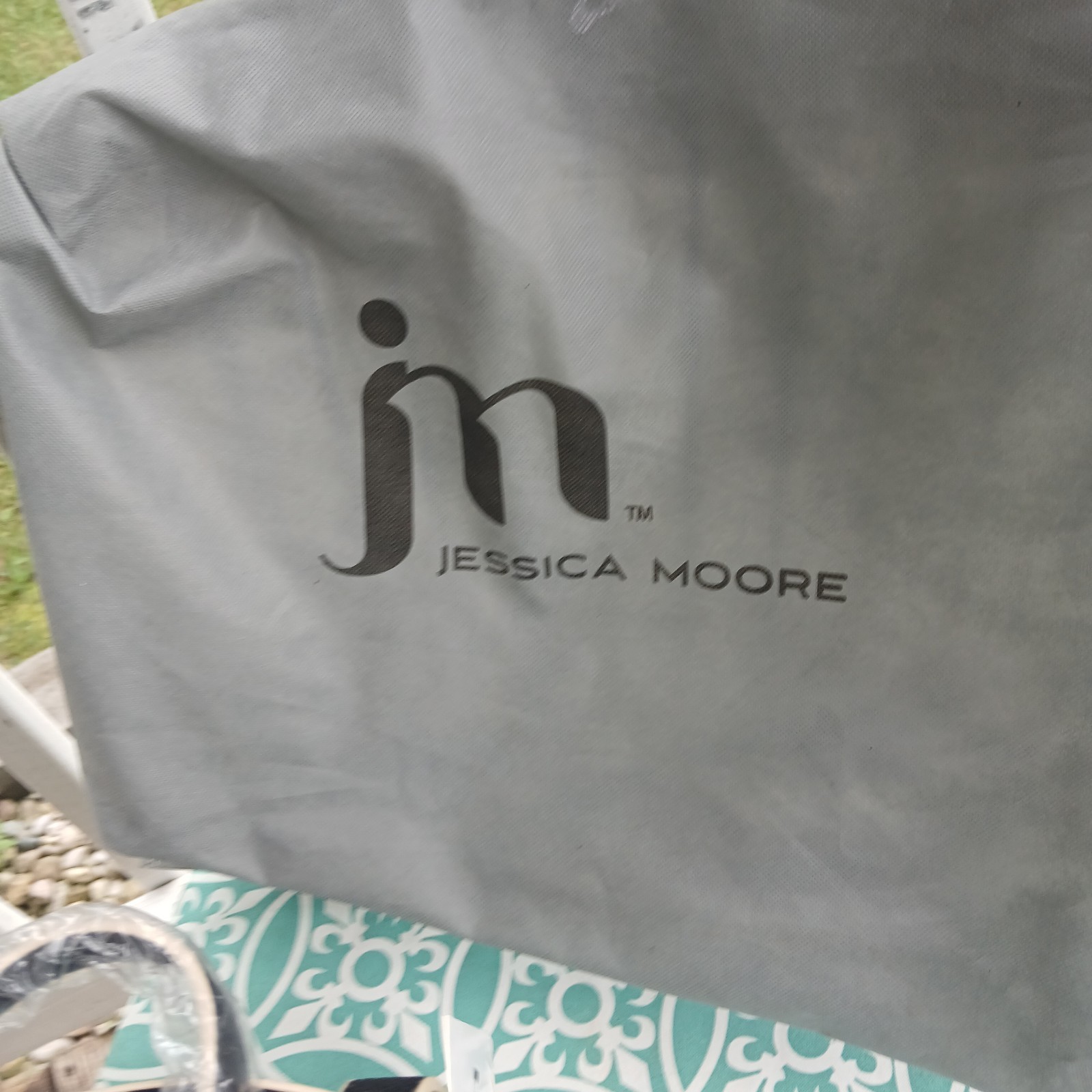 TOTE BAG JESSICA MOORE  LUXE HANDBAG BLACK NEW With TAGS! One Year Warranty!