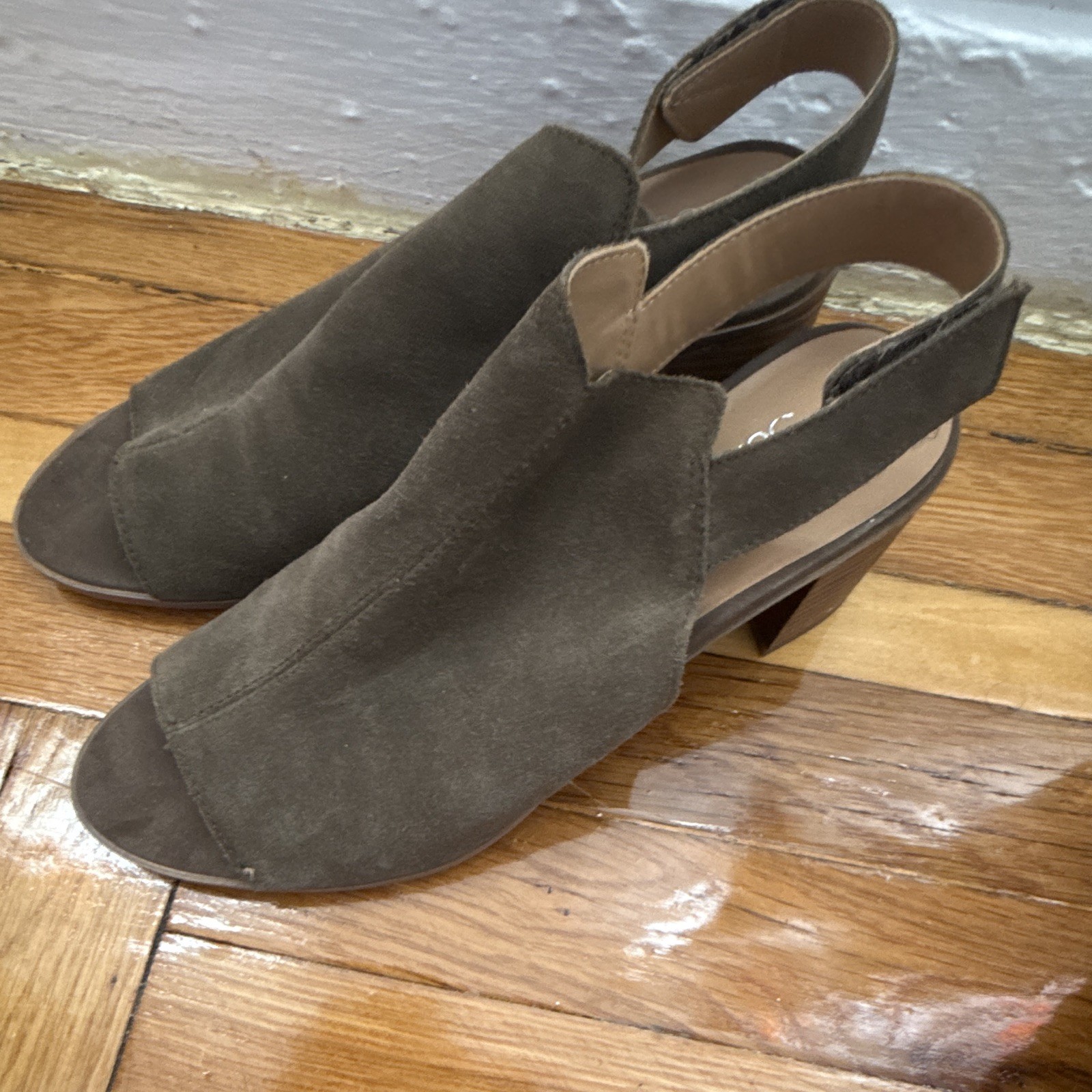 Franco Sarto Women’s Brown Suede Slingback Open Toe Block Heel Slip On 8.5