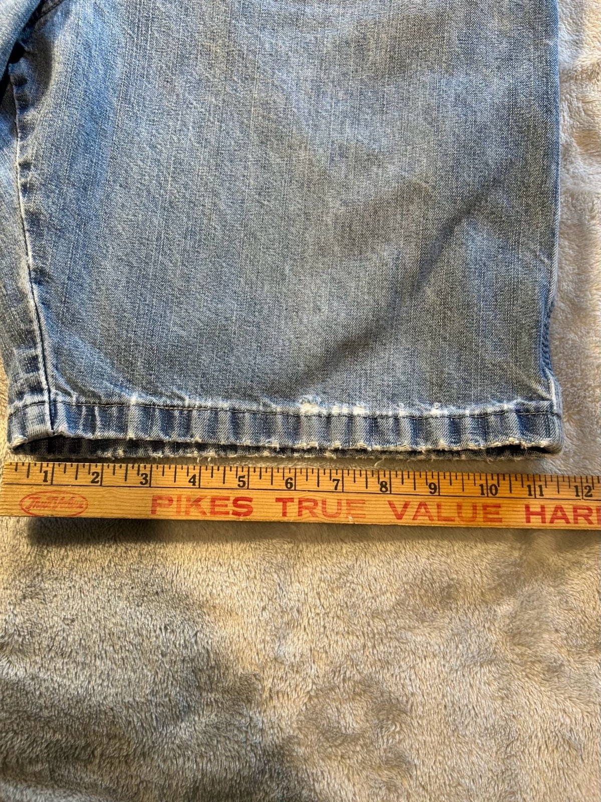 Vintage Wrangler Authentics Men’s Denim Carpenter Shorts Size 36