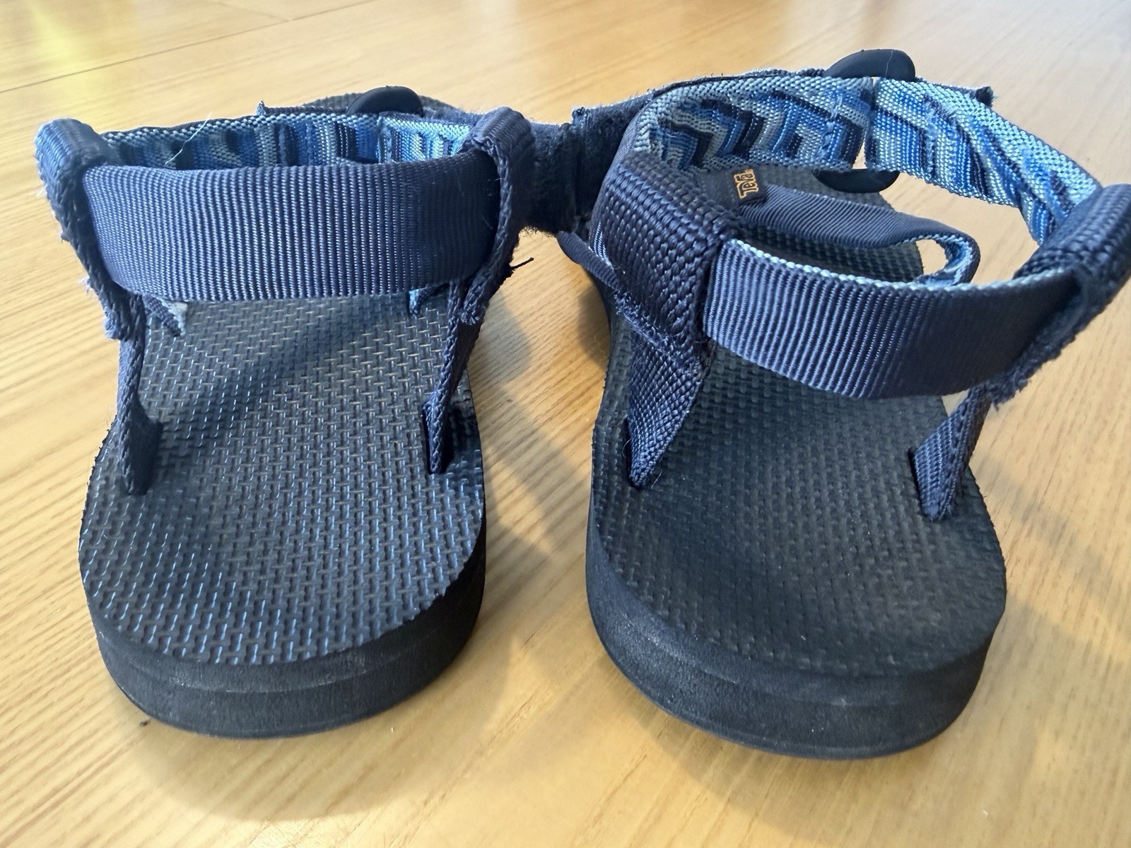 Teva – Women’s Size 10 Ankle Strap Sandals