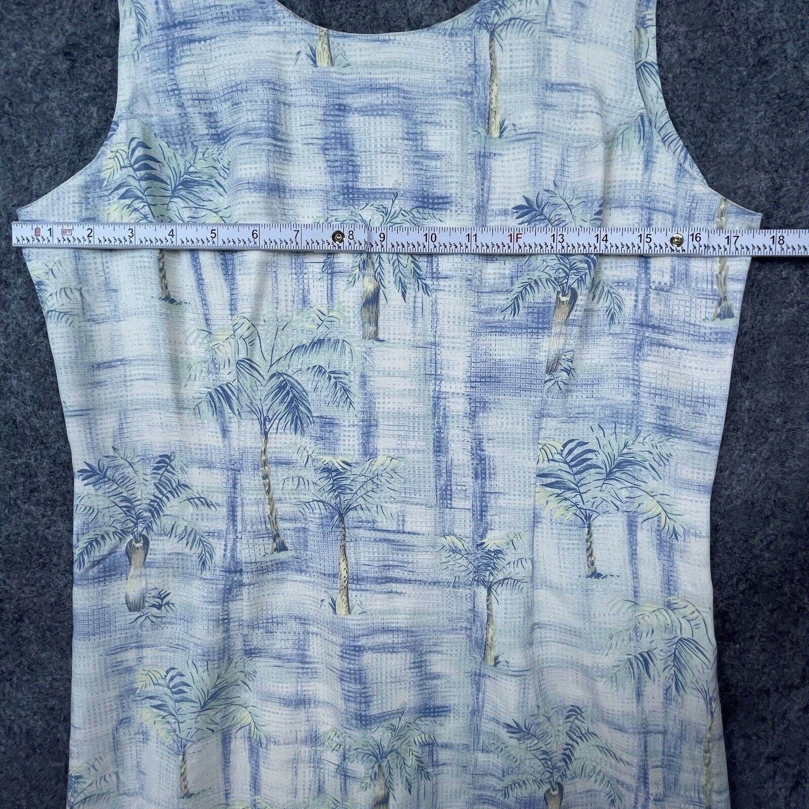 Pineapple Moon Dress Womens Medium Hawaiian 100% Silk Palm Trees Tropical Light