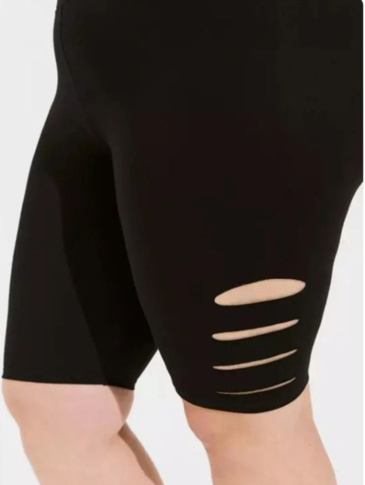 Torrid sz 4 EUC Signature Waist Side Destruction Bike Short