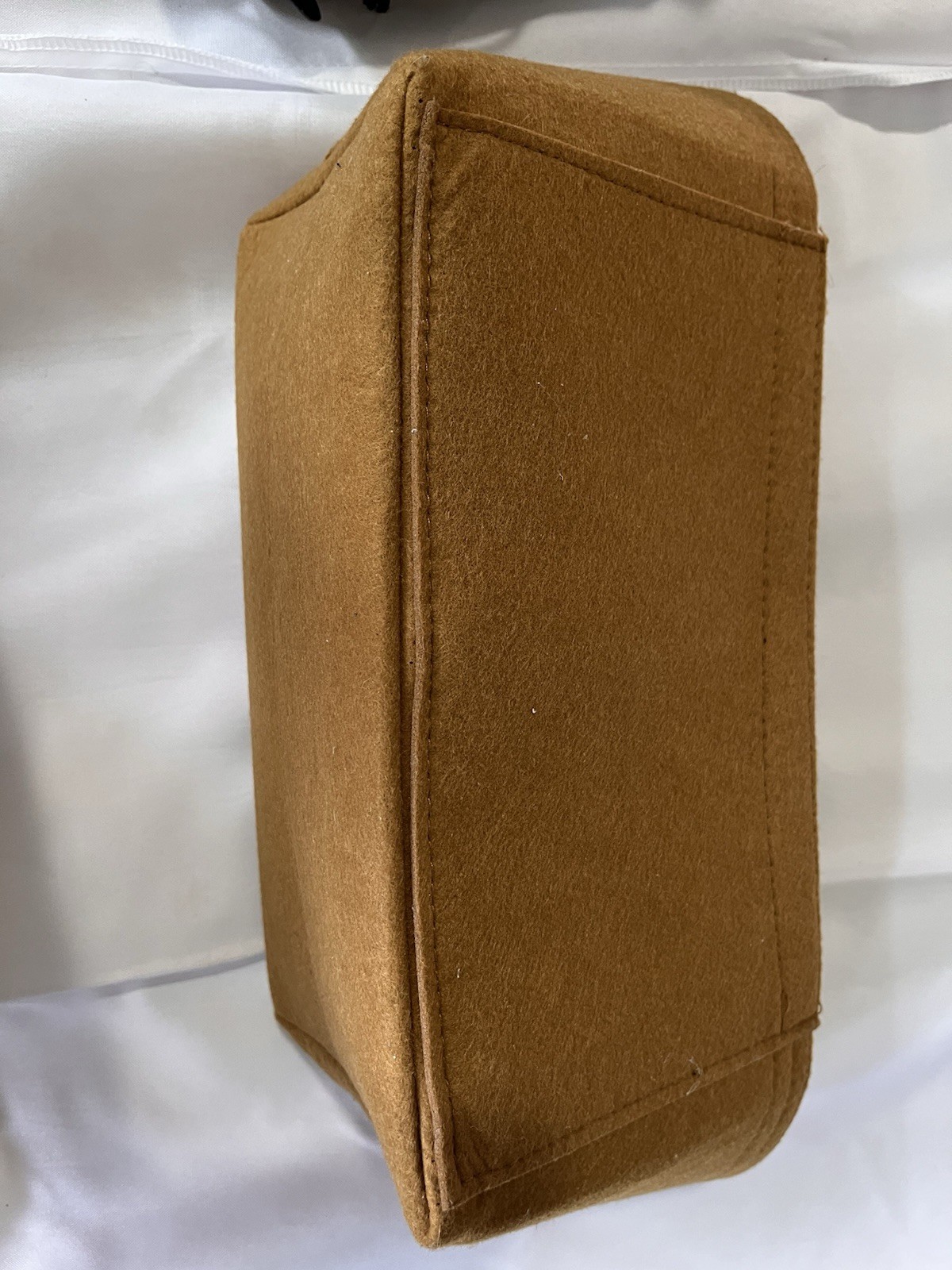 11x6x6 OMYSTYLE Felt Purse Organizer Insert in brown. Removable section