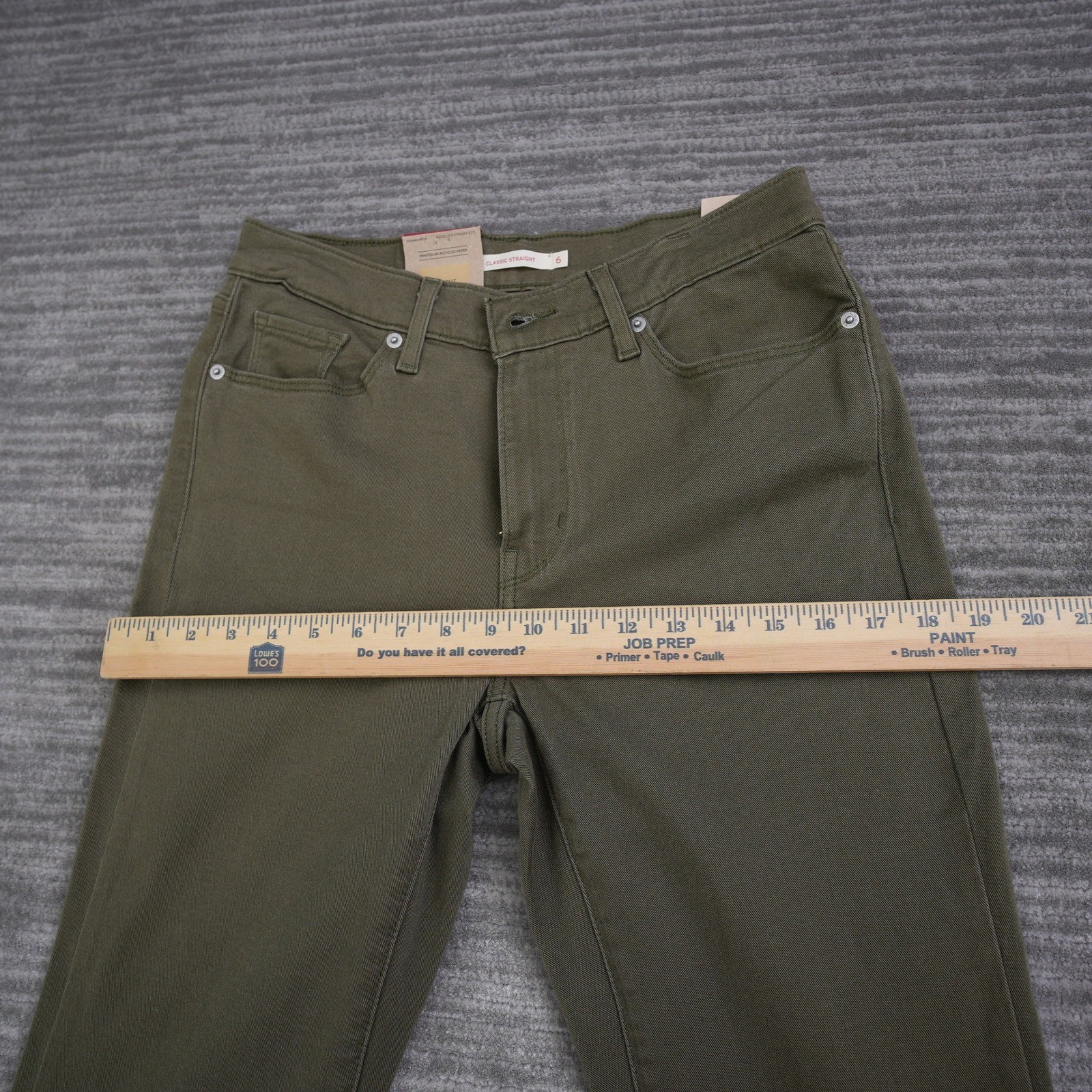 Levis Classic Straight Leg Jeans Womens 6M Olive Green Mid Rise New Tag 30×30.25