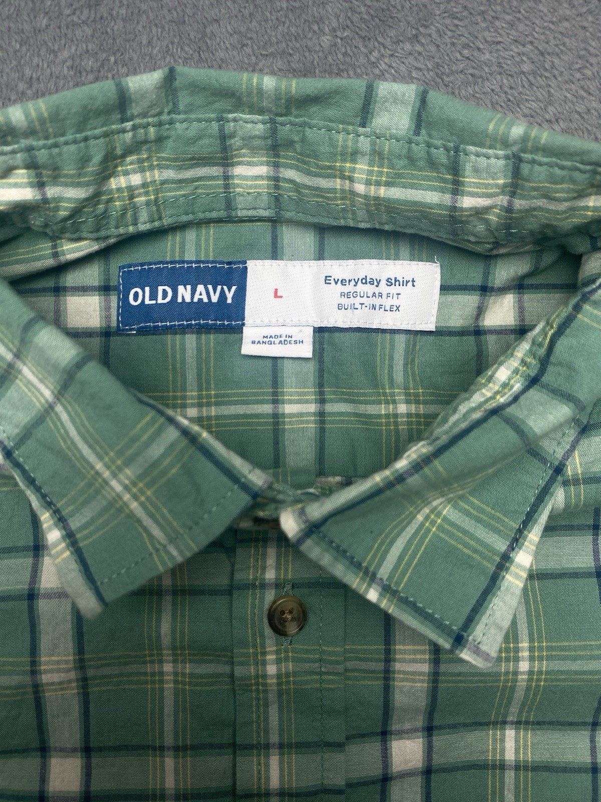 Old Navy Everyday Shirt Built-In Flex Plaid Button Down Shirt Mens Regular Sz L